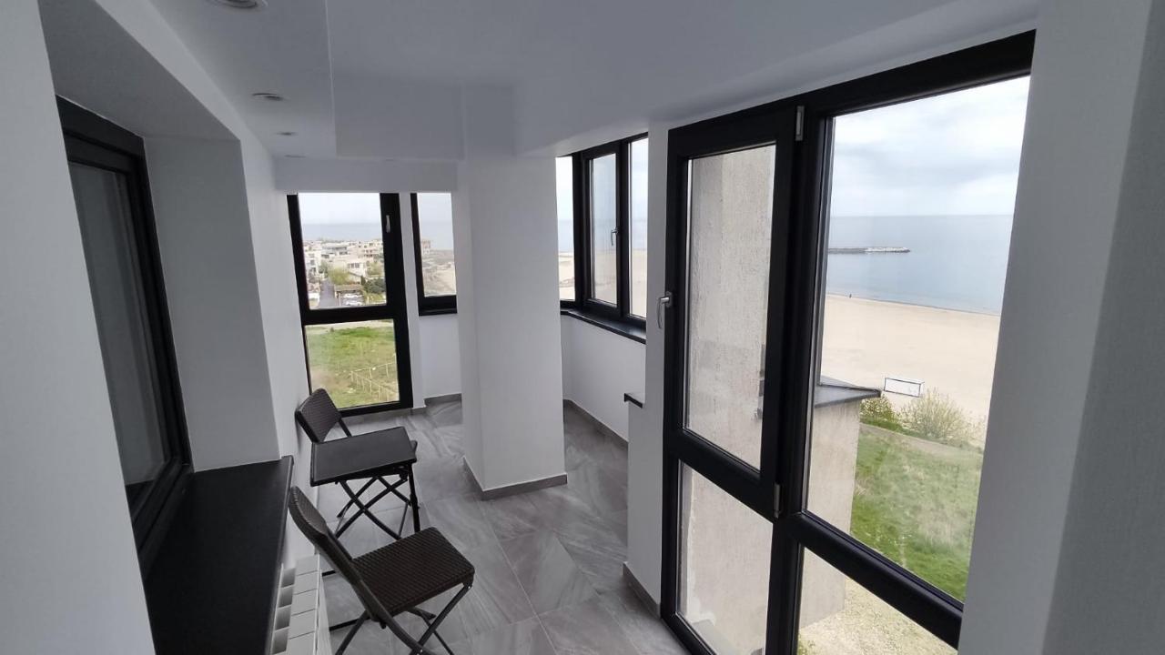 Amie Seaside Apartment Constanta Exterior photo